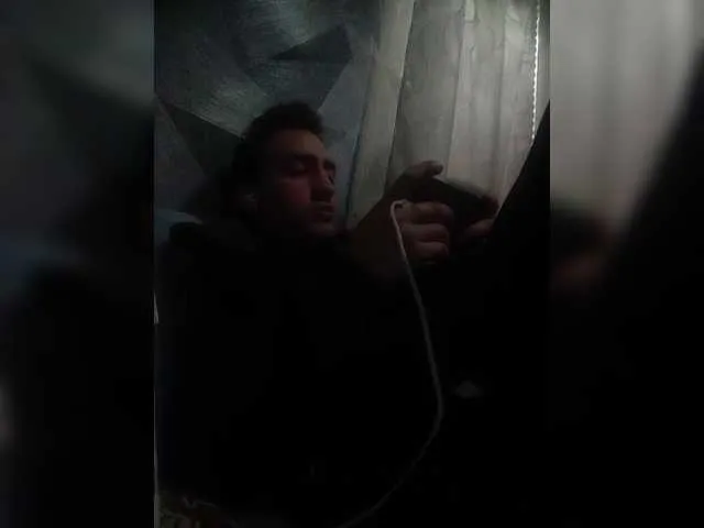 Live sex webcam photo for -RUS- #291050872