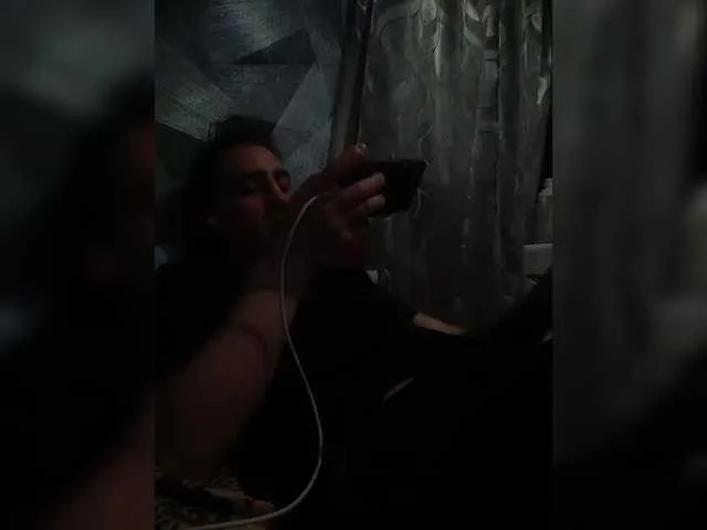 Live sex webcam photo for -RUS- #291058813