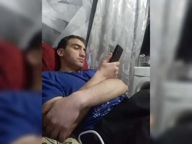 Live sex webcam photo for -RUS- #291161635