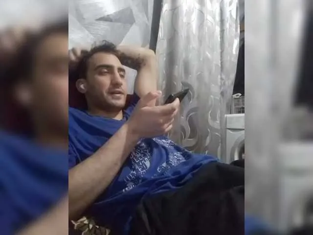 Live sex webcam photo for -RUS- #291174584