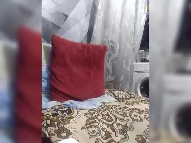 Live sex webcam photo for -RUS- #291191718