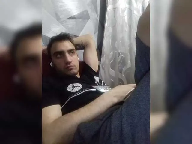 Live sex webcam photo for -RUS- #291214709