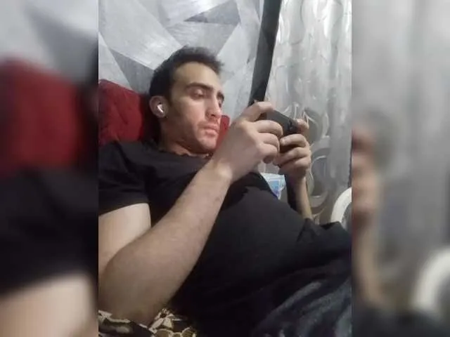 Live sex webcam photo for -RUS- #291249497