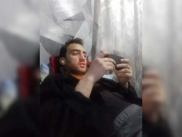 Live sex webcam photo for -RUS- #291266701