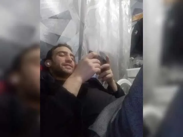 Live sex webcam photo for -RUS- #291285347