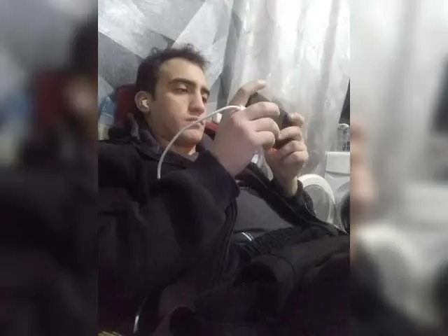 Live sex webcam photo for -RUS- #291299622