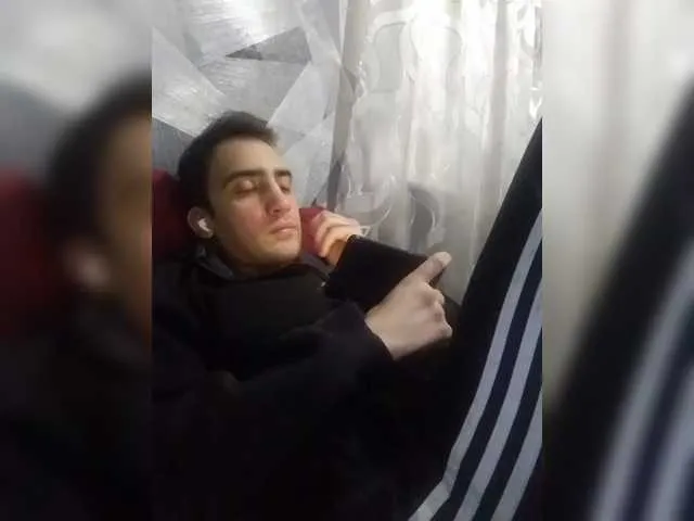 Live sex webcam photo for -RUS- #291313042