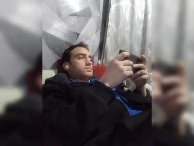 Live sex webcam photo for -RUS- #291340590