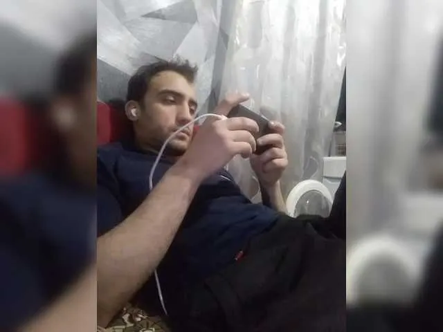 Live sex webcam photo for -RUS- #291364843