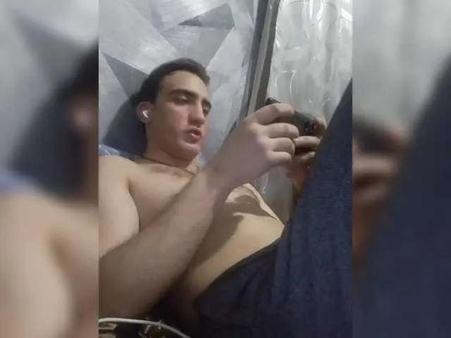 Live sex webcam photo for -RUS- #291460536