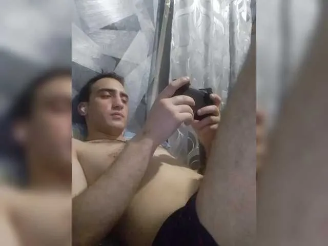 Live sex webcam photo for -RUS- #291467640