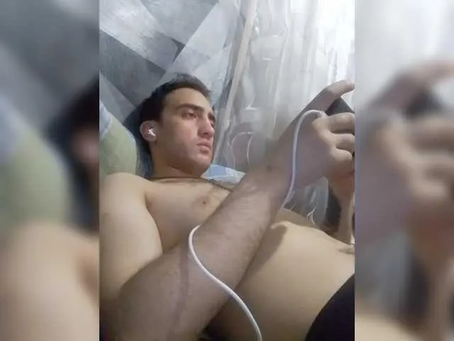 Live sex webcam photo for -RUS- #291487589