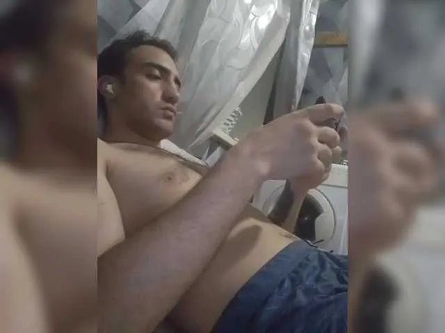 Live sex webcam photo for -RUS- #291563919