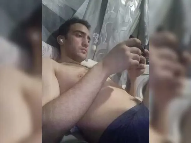 Live sex webcam photo for -RUS- #291570585