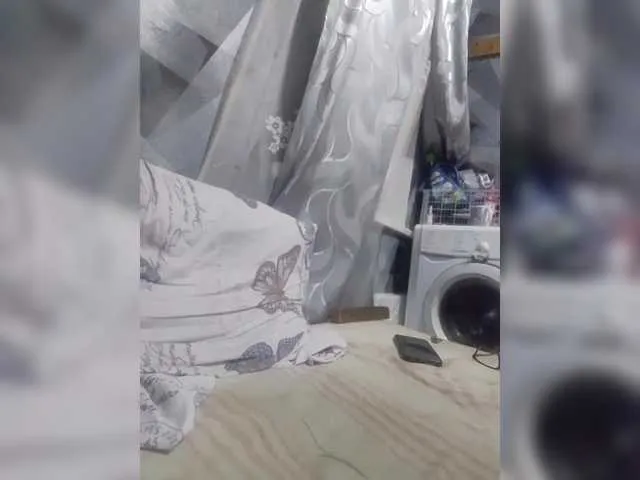 Live sex webcam photo for -RUS- #291589953