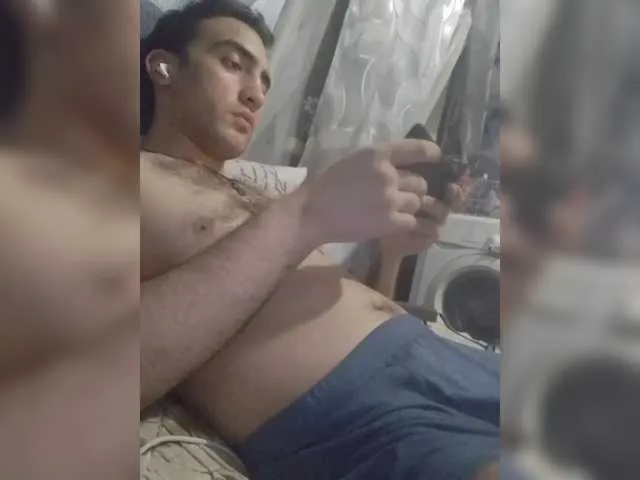 Live sex webcam photo for -RUS- #291610302