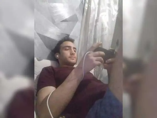 Live sex webcam photo for -RUS- #291636101