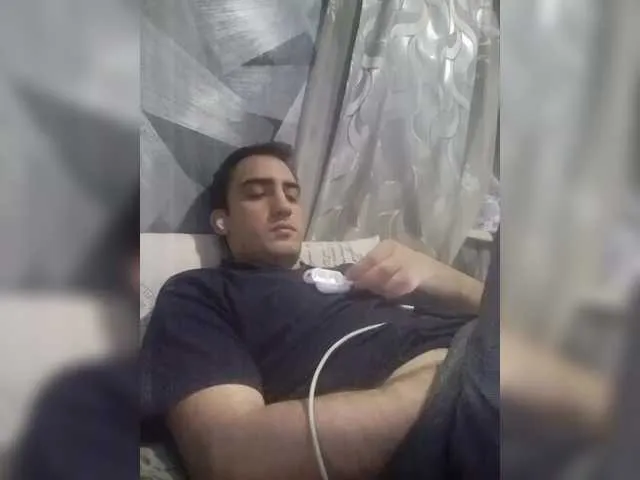 Live sex webcam photo for -RUS- #291657301