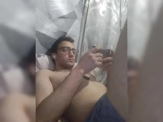 Live sex webcam photo for -RUS- #291682238