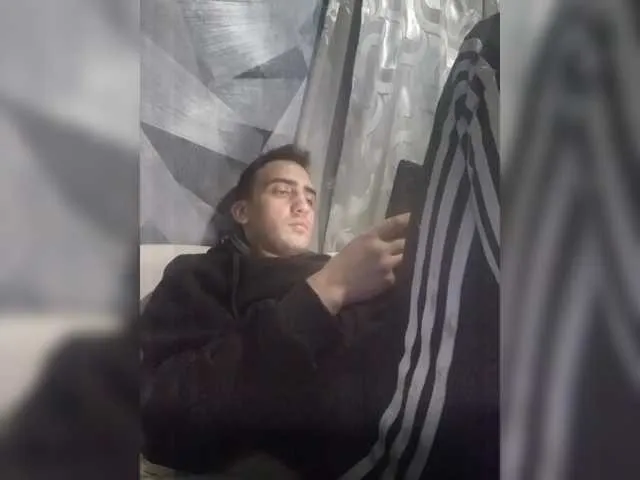 Live sex webcam photo for -RUS- #291729732