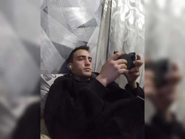 Live sex webcam photo for -RUS- #291760657