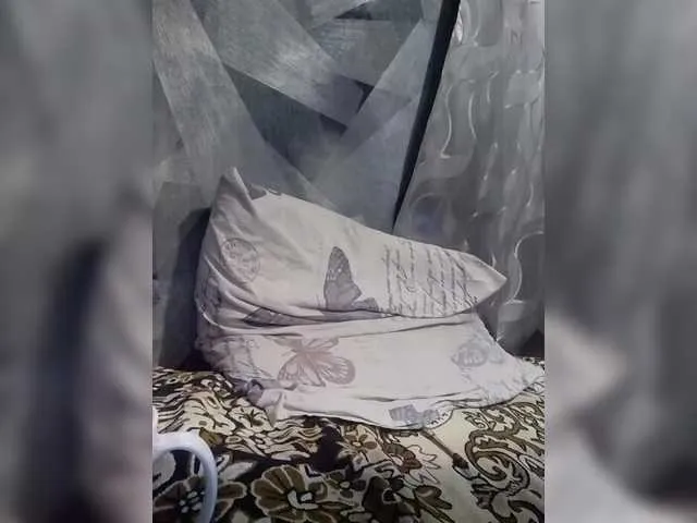 Live sex webcam photo for -RUS- #291806199