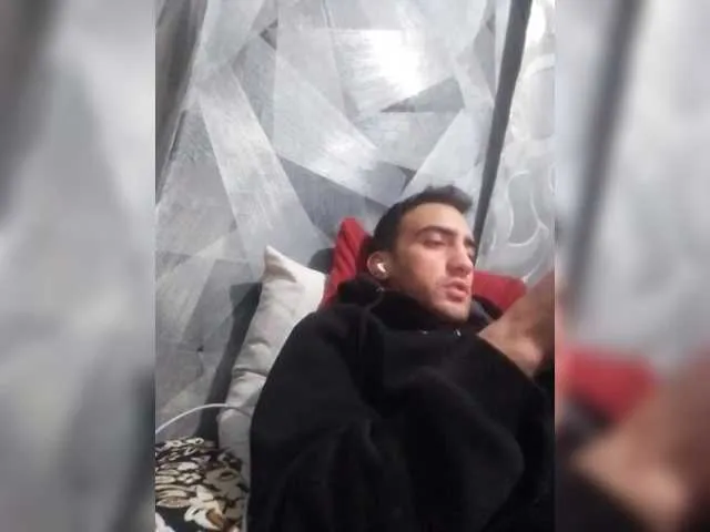 Live sex webcam photo for -RUS- #291869033