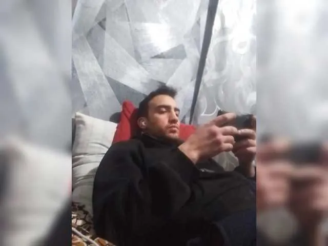 Live sex webcam photo for -RUS- #291896500