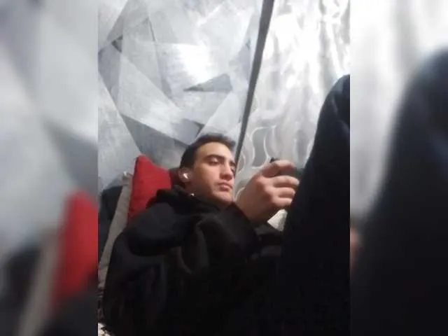 Live sex webcam photo for -RUS- #291933135