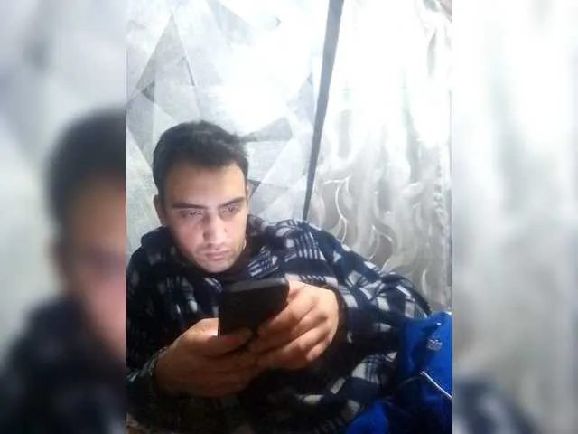 Live sex webcam photo for -RUS- #292040856