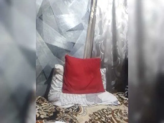 Live sex webcam photo for -RUS- #292121329