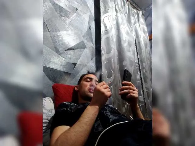 Live sex webcam photo for -RUS- #292156852