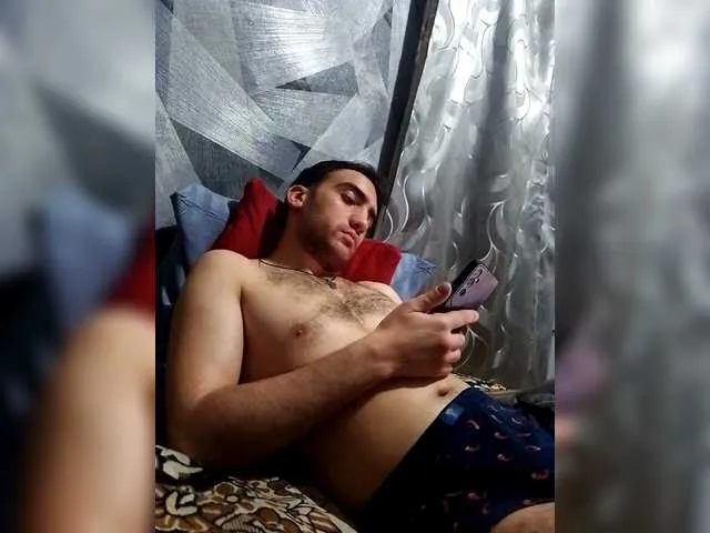 Live sex webcam photo for -RUS- #292265424