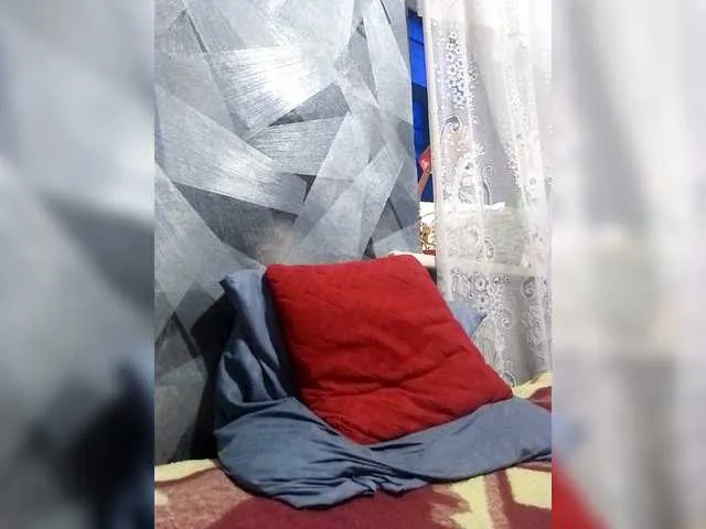 Live sex webcam photo for -RUS- #292406846