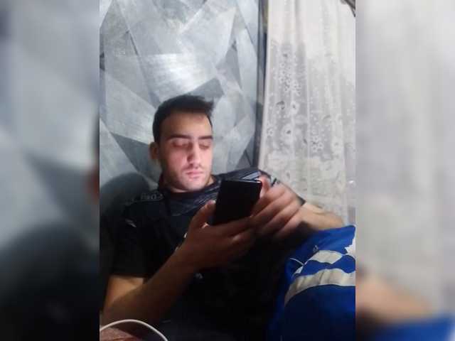 Live sex webcam photo for -RUS- #292432343