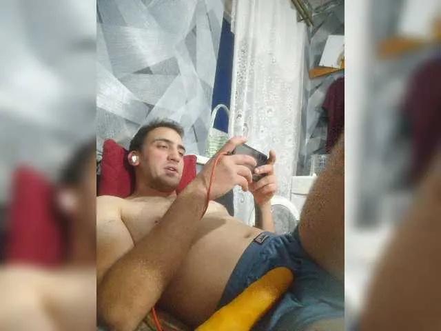 Live sex webcam photo for -RUS- #294213746