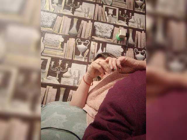 Live sex webcam photo for -Raven40- #271750689