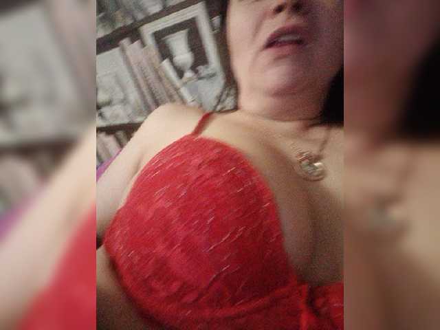 Live sex webcam photo for -Raven40- #272085130