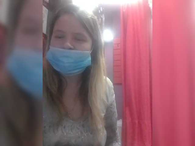 Live sex webcam photo for -Raven40- #272109547