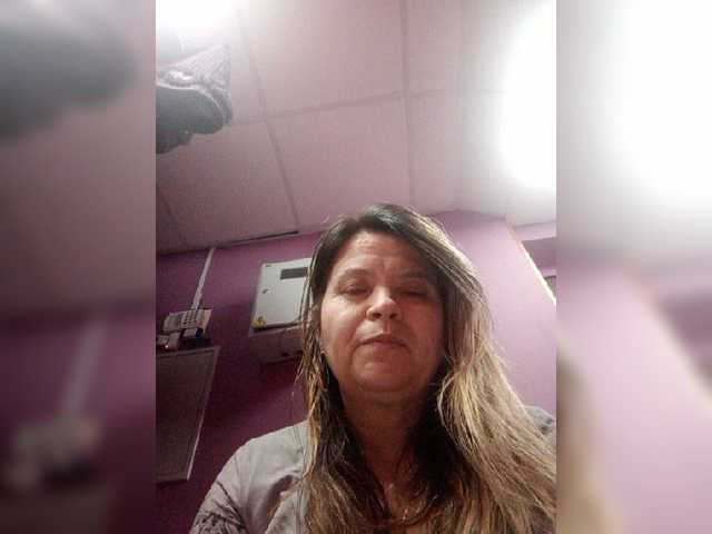 Live sex webcam photo for -Raven40- #272189055