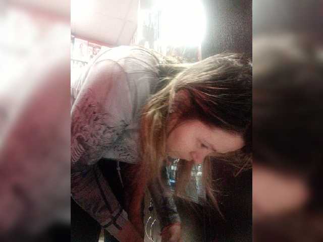 Live sex webcam photo for -Raven40- #272200291