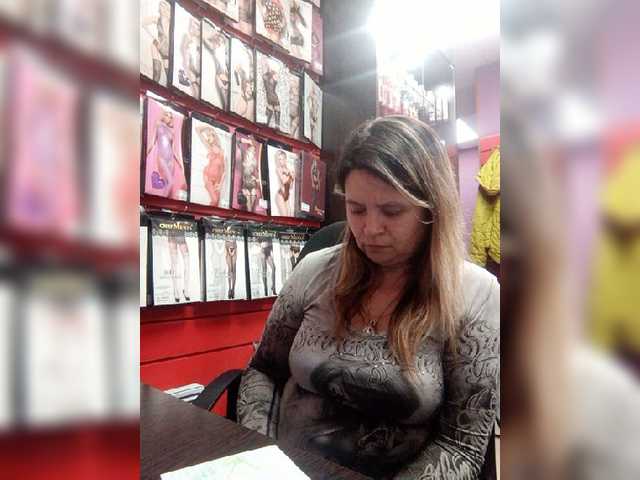 Live sex webcam photo for -Raven40- #272388714