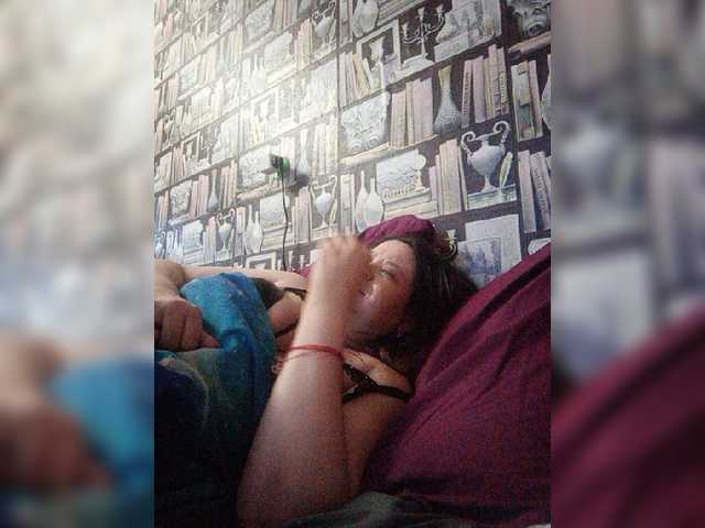 Live sex webcam photo for -Raven40- #272810805