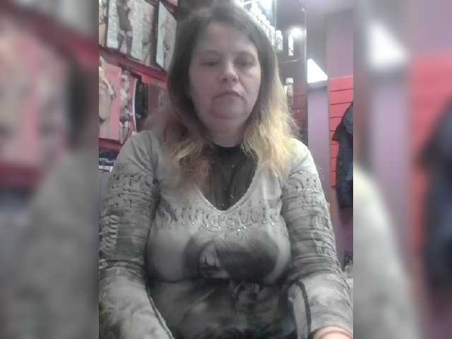 Live sex webcam photo for -Raven40- #272941793