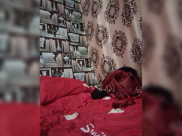 Live sex webcam photo for -Raven40- #272982756