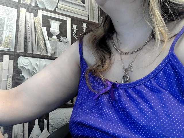 Live sex webcam photo for -Raven40- #273293471