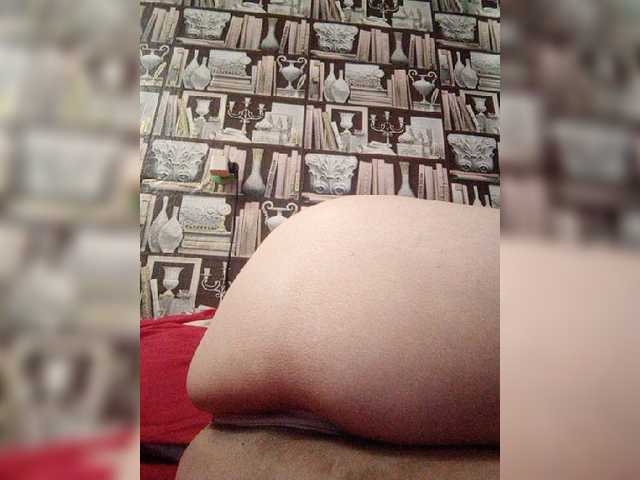 Live sex webcam photo for -Raven40- #273481131