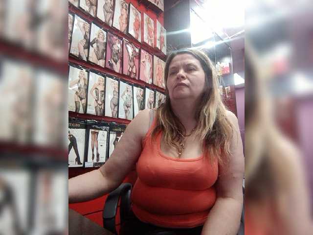 Live sex webcam photo for -Raven40- #273763875