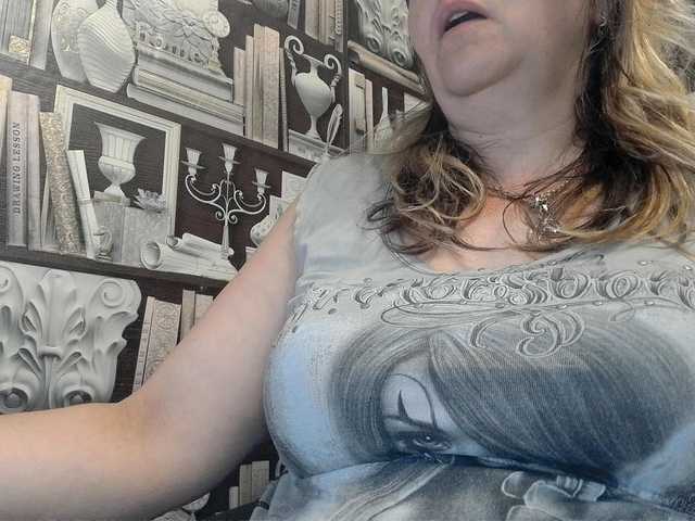 Live sex webcam photo for -Raven40- #274088454