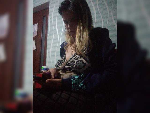 Live sex webcam photo for -Raven40- #276545847